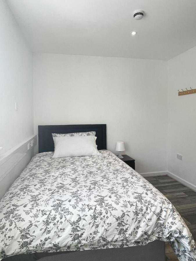 Bright, Warm & Cozy House In Harpurhey Leilighet Manchester Eksteriør bilde