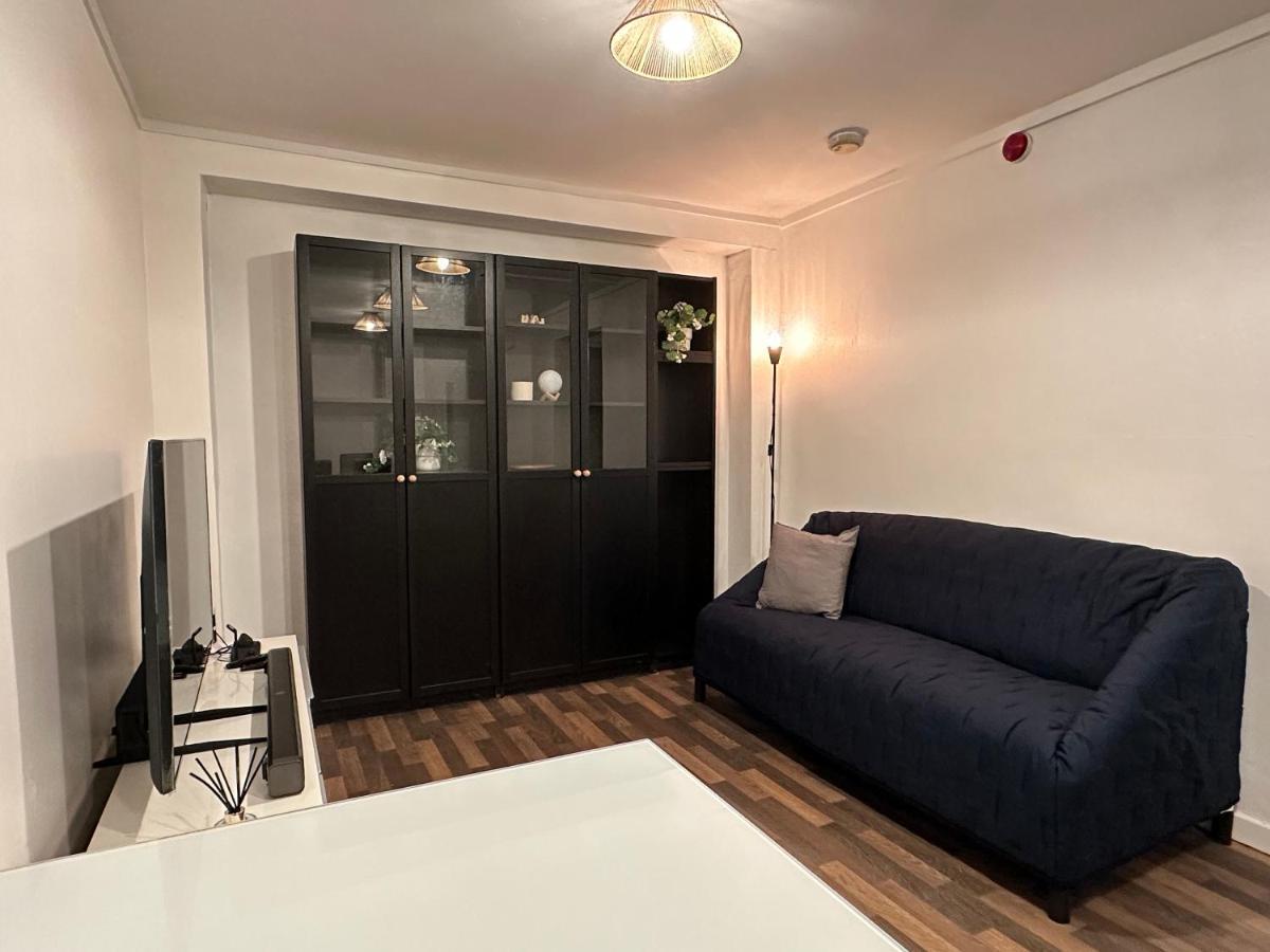 Bright, Warm & Cozy House In Harpurhey Leilighet Manchester Eksteriør bilde