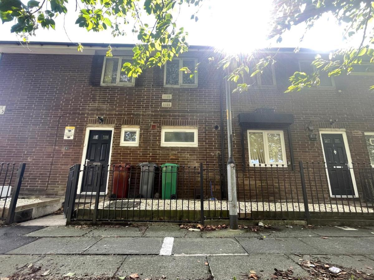 Bright, Warm & Cozy House In Harpurhey Leilighet Manchester Eksteriør bilde